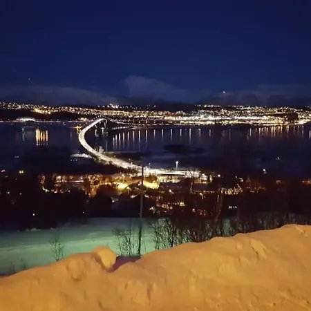 Moderne Og Privat I Tromso- Gratis Parkering! *