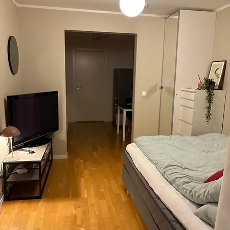Moderne Og Privat I Tromso- Gratis Parkering! Daire Tromsø